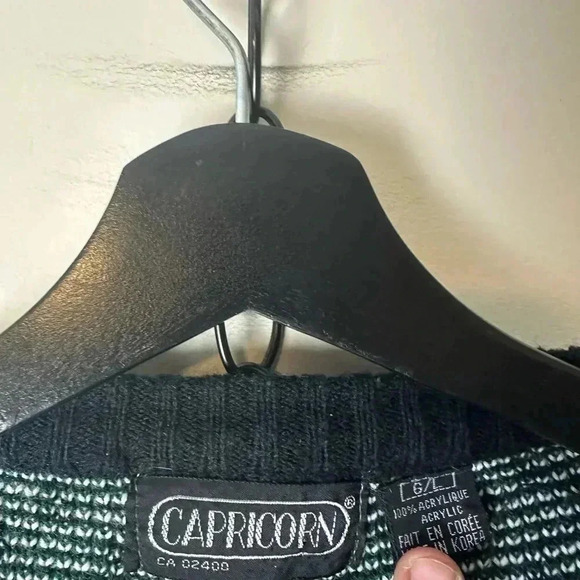 Vintage Capricorn Abstract Pullover Sweater  Large - Picture 3 of 5